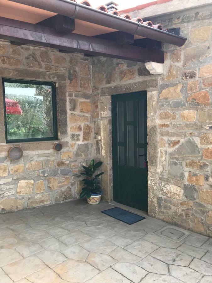 Tourist Farm With Apartments Fig Tree Dekani Dış mekan fotoğraf